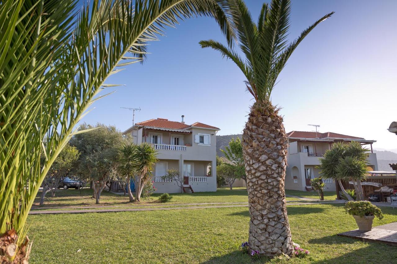 Caposaldo Apartments Akráta Kültér fotó