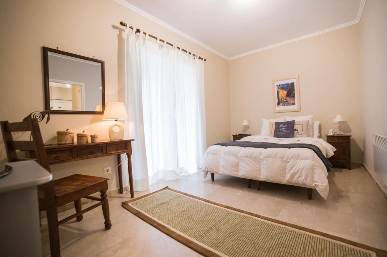 Caposaldo Apartments Akráta Kültér fotó